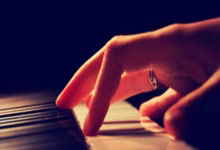 4-0！73岁拉涅利杀疯了，罗马71天强势逆袭.